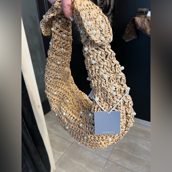 🤎🤎Viral Haute Hippie Straw Crochet
Beaded Hobo Faux Pearl Handbag🤎🤎 NWT - Picture 15 of 15
